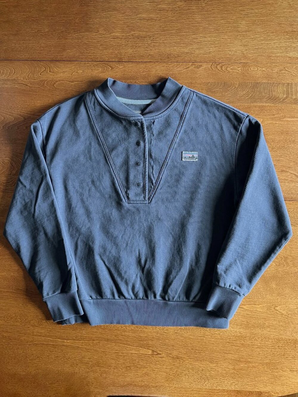 Patagonia slate navy blue snap pullover S